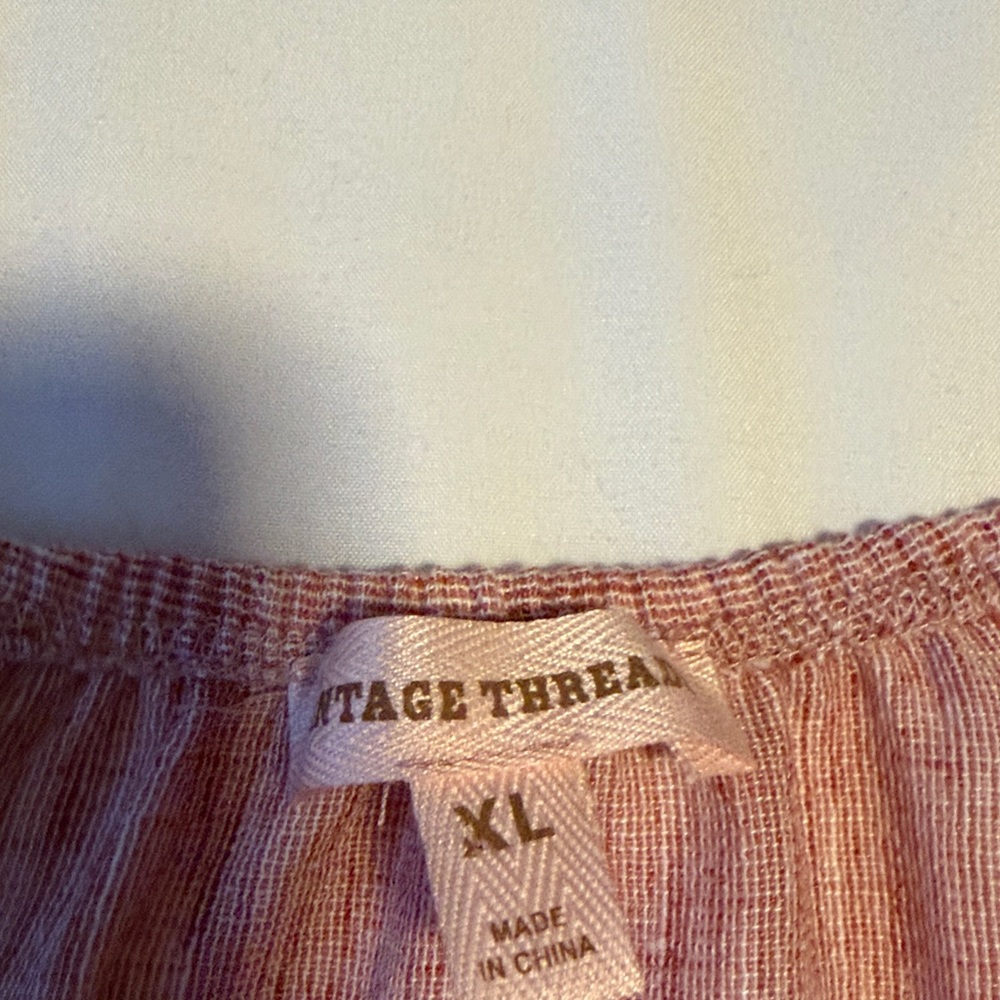 Vintage Threads Button-Front Blouse - Picture 2 of 8